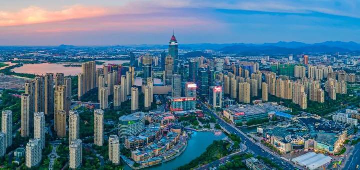 浙江,经济转型先锋的挑战与机遇